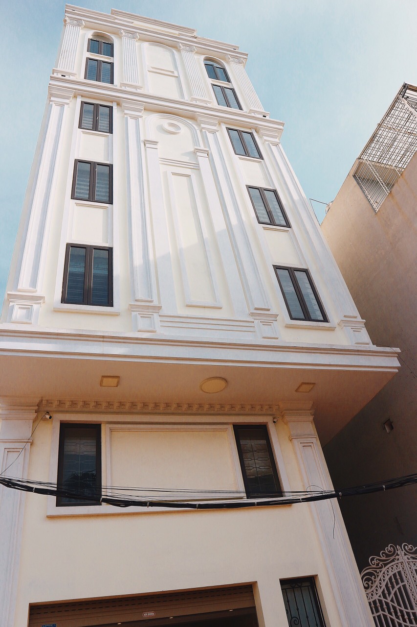 Bán hoặc cho thuê khách sạn cao cấp 7 tầng tuyến 2 Ngô Gia Tự, Thành Tô,  Hải An, Hải Phòng.