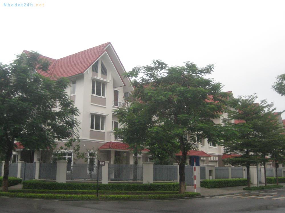 Rất cần bán: Nhà tam Trinh Hoàng Mai 43m 5tầng, giá chào 3tỷ5,lh 0968181902.